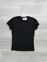Nike oryginalny czarny t-shirt koszulka sportowa  rozm M 8-10