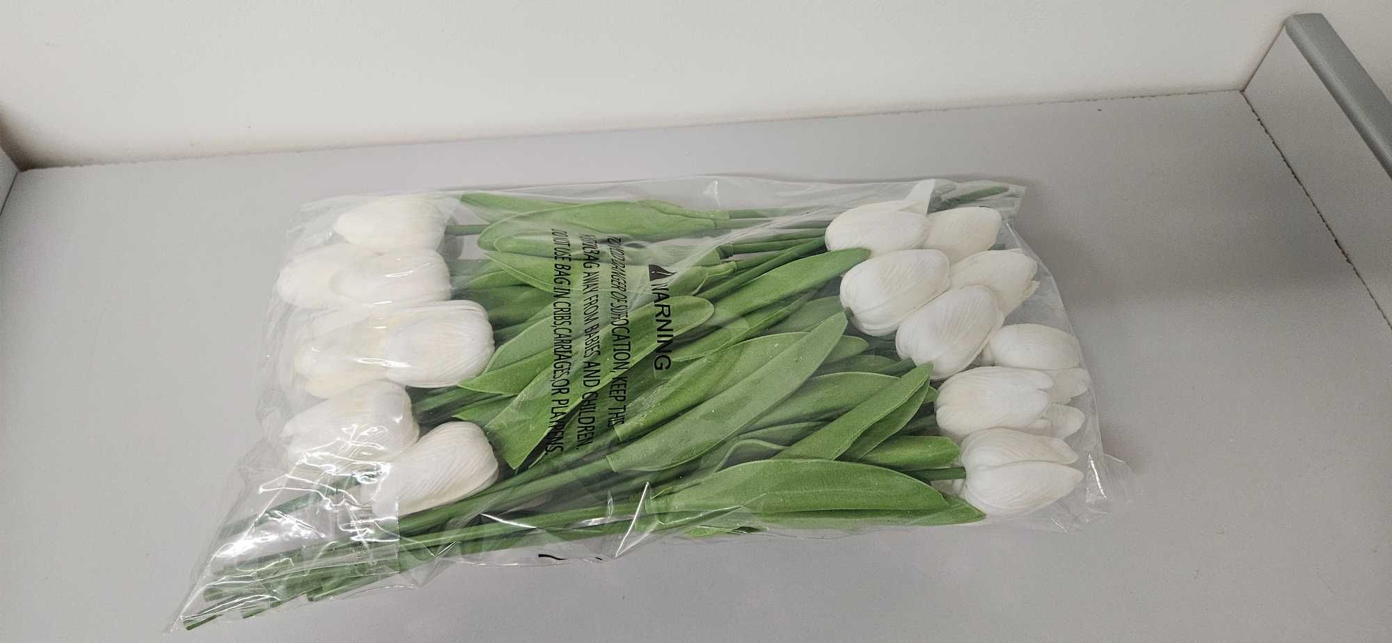 SZTUCZNE KWIATY białe tulipany do wazonu 33cm zestaw 30 sztuk Bukiet