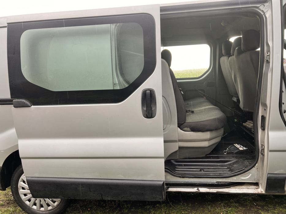 Опель віваро, Грус-Пас