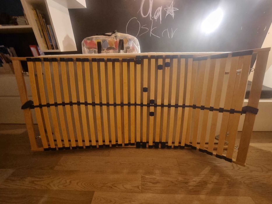 stelaż regulowany 90x200 El-Mar + materac piankowy