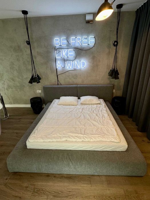 Łóżko z komfortowym materacem 160x200, różne wzory.