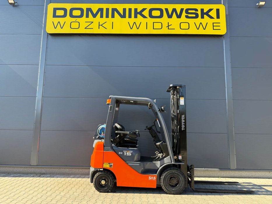 Toyota 02-8FGF15  wózek widłowy 2018R. LPG triplex WYNAJEM SPRZEDAŻ SERWIS