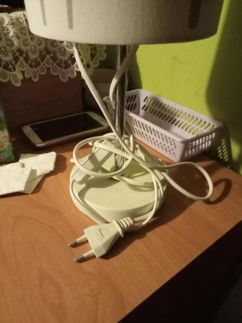 Lampa na biurko dla dzieci