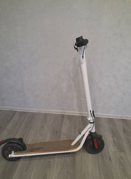 Продам електросамокат