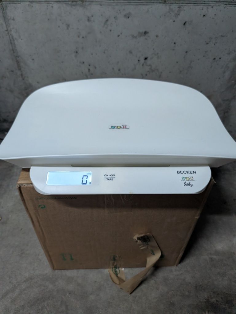 Balança Digital de Bebé BECKEN