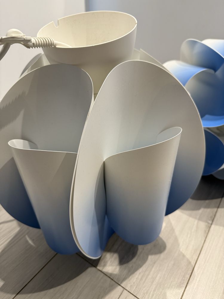 2x Lampa wisząca IKEA Trubbnate biało-niebieska