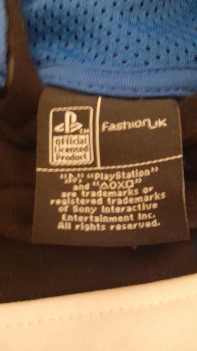 Sweat Playstation com capucho 11 anos