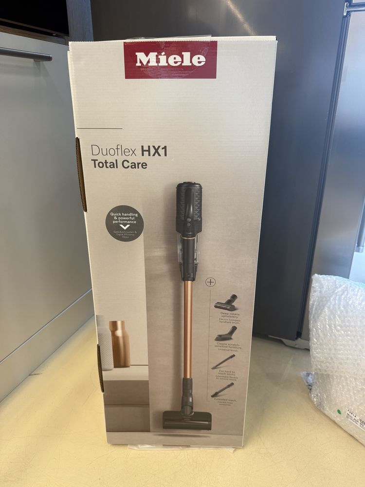 Odkurzacz bezprzewodowy Miele Duoflex HX1 Total Care