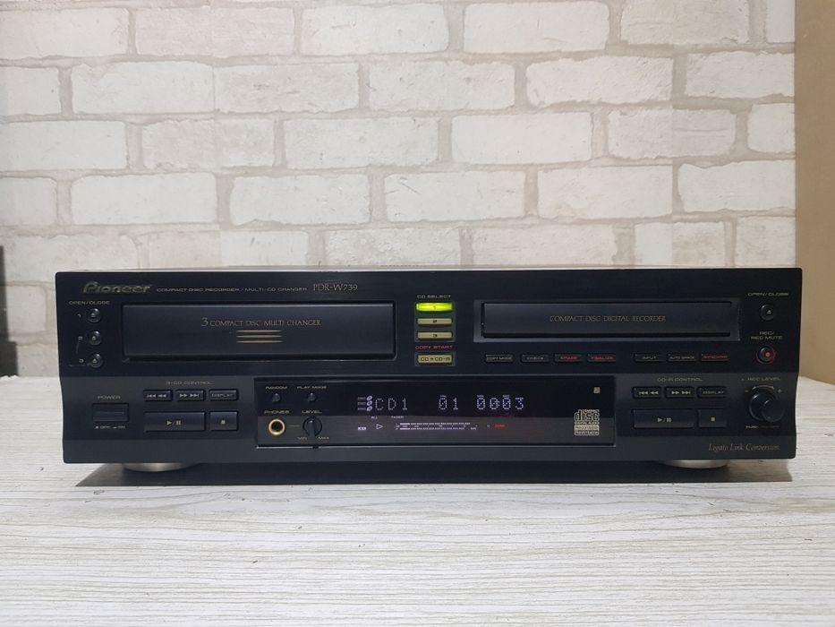 CD-рекордер/чейнджер Pioneer PDR-W 739 б/у з Німеччини