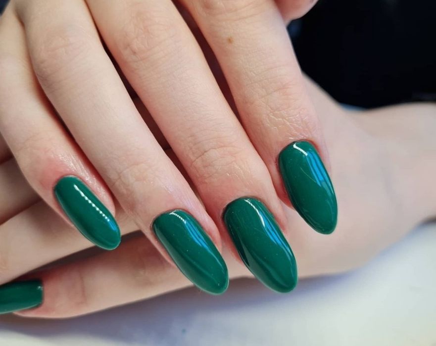 Наращивание ногтей (гель)