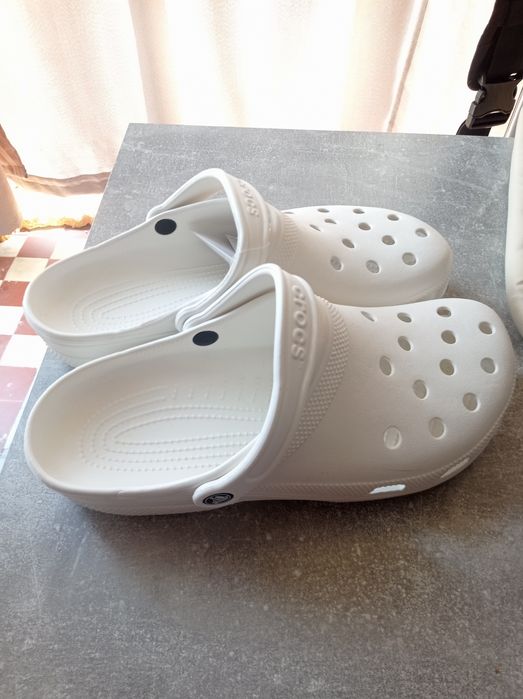 Розпродаж.Crocs, Різні моделі,розміри та розцвітки,Чоловічи та Жіночі