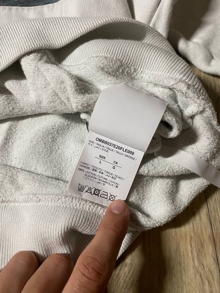 Off white Mona Lisa Hoodie Pivot
