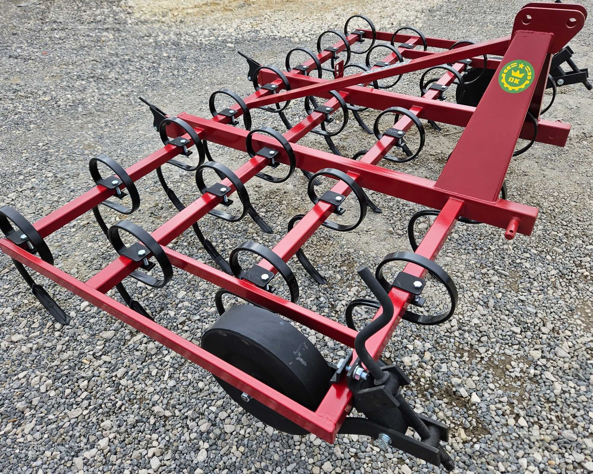 przedni TUZ kat. II ursus3512/MF255/c330/c360/zetor 5211/6211/7211 itd