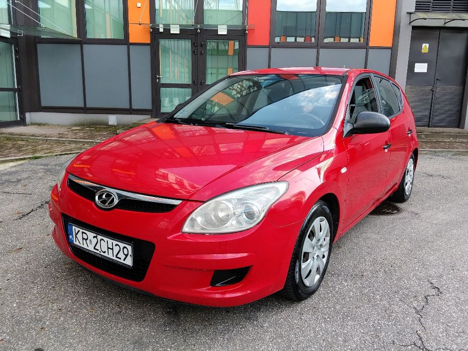 HYUNDAI I 3O 1.4 benzyna+LPG Klima Ekonomiczny Doinwestowany 2008/9r