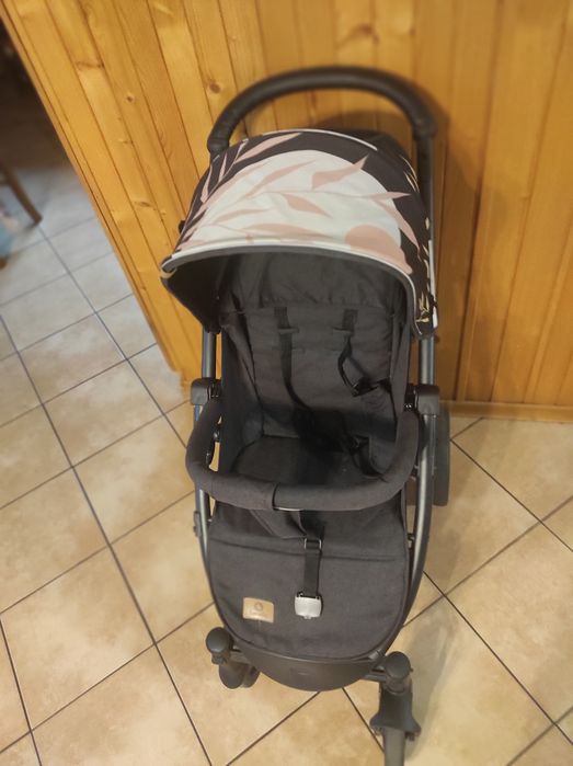 Wózek spacerowy lionelo