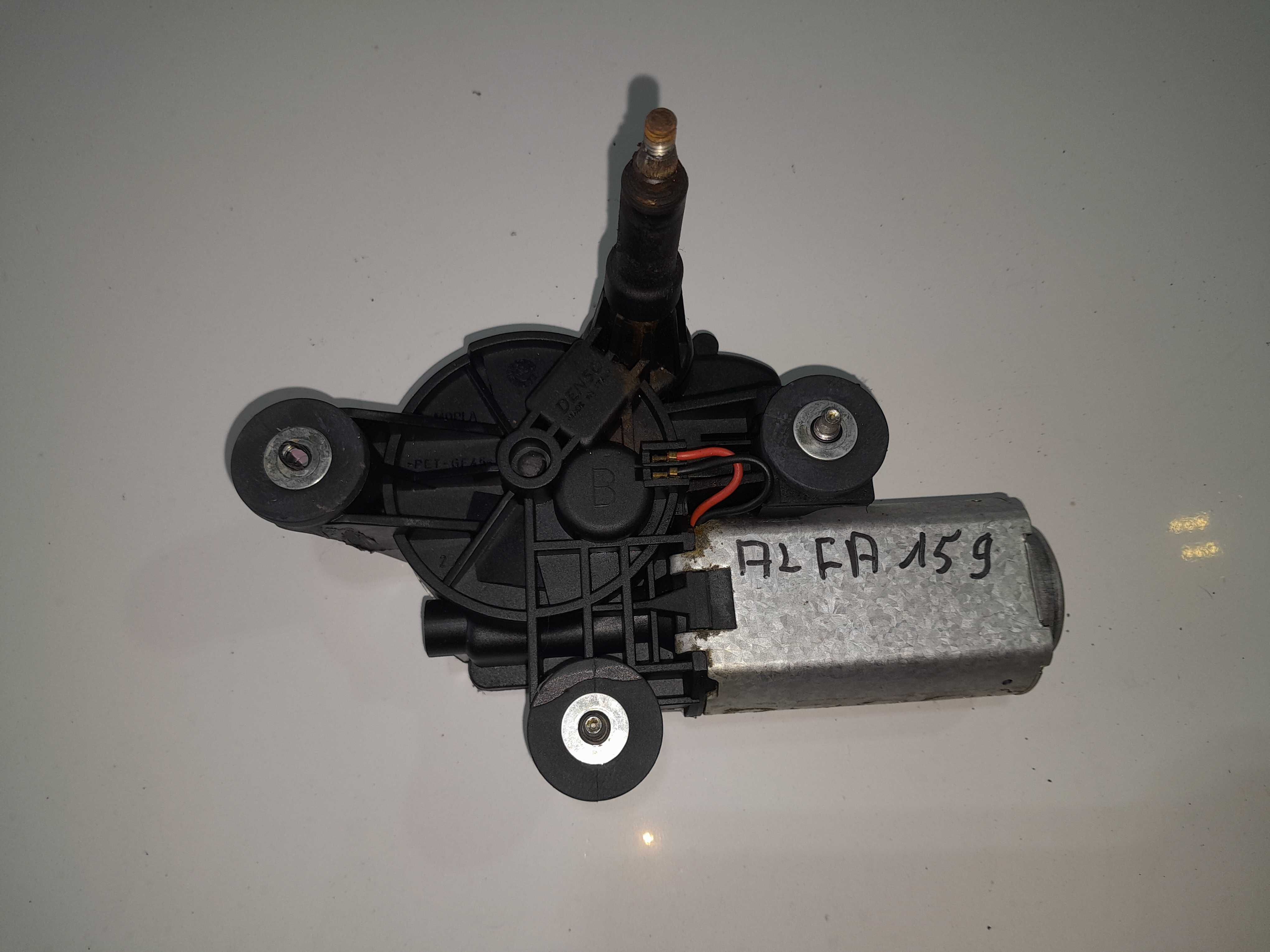 Alfa Romeo 159 Silniczek Wycieraczki Tył Kombi