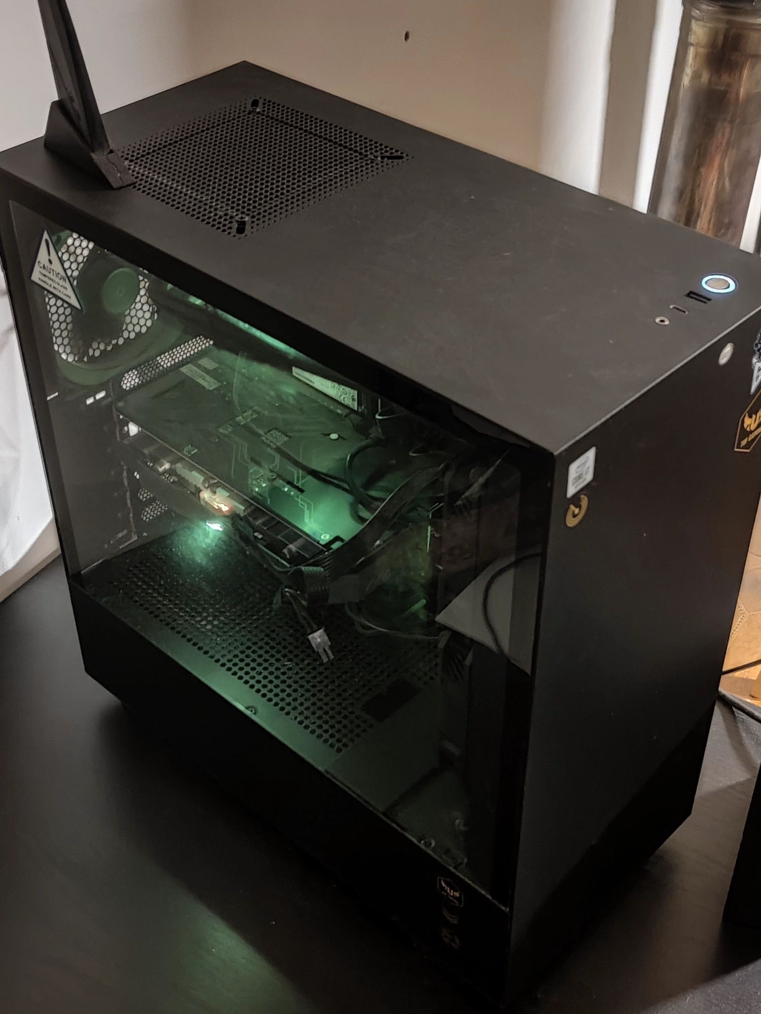 PC - Intel i7, 32GB RAM, GTX 1050ti