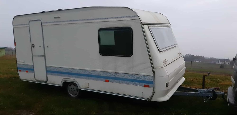 Przyczepa kempingowa