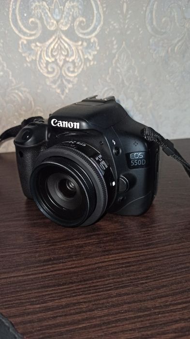 Canon 550d фотоаппарат