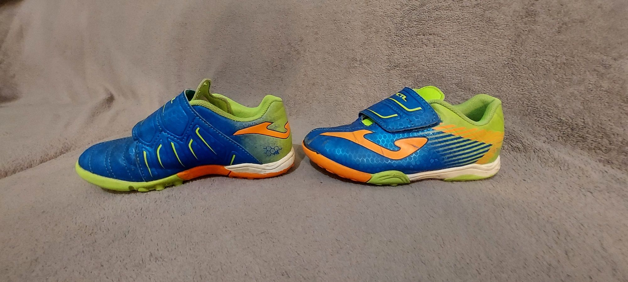 Buty piłkarskie dziecięce JOMA, r. 30