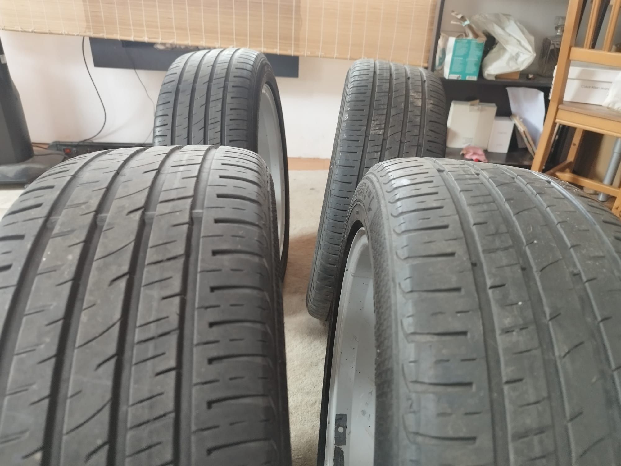 Felgi uniwersalne srebrne r17  17"