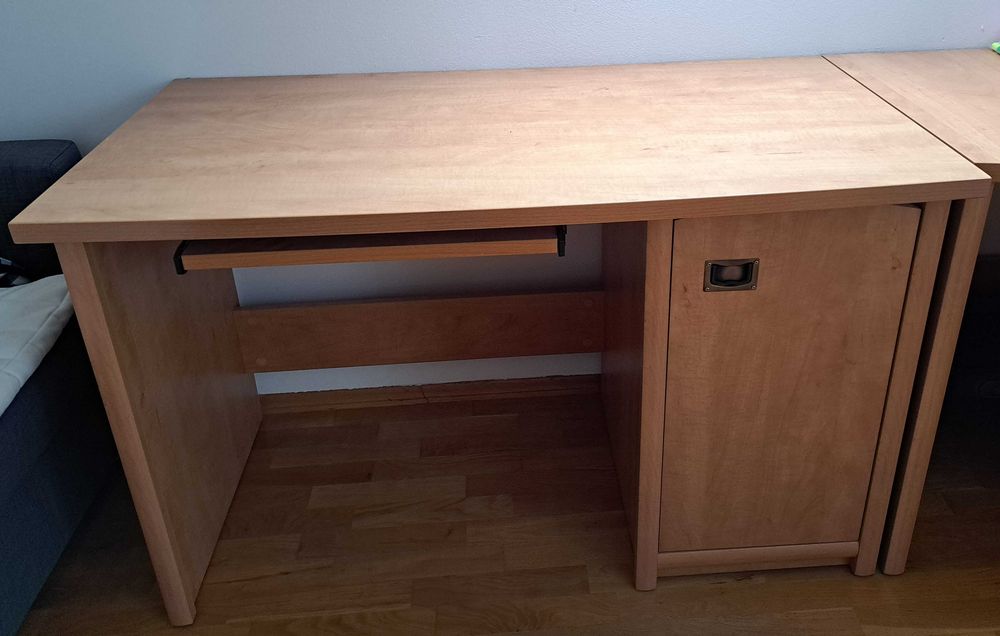 Meble z kolekcji Magellan regał, biurko