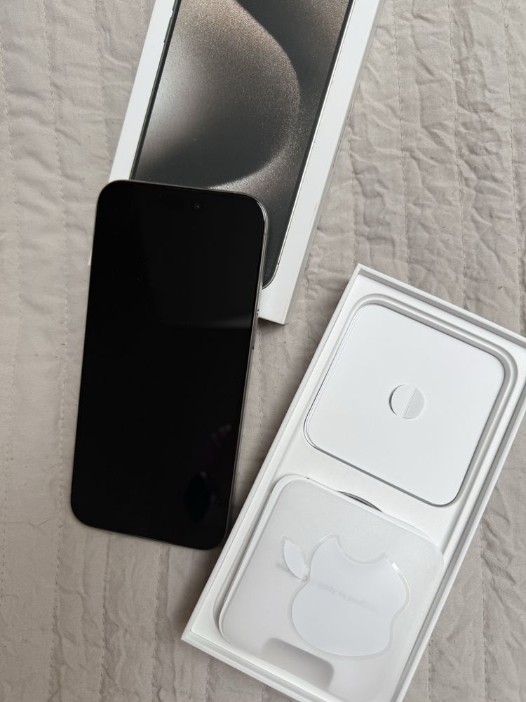Iphone 15 pro max 512