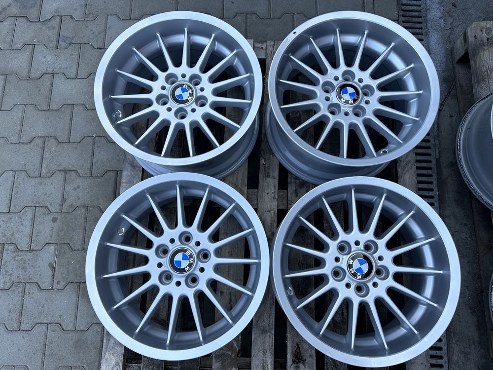 Styling 32 oryginał 17” tyły przody