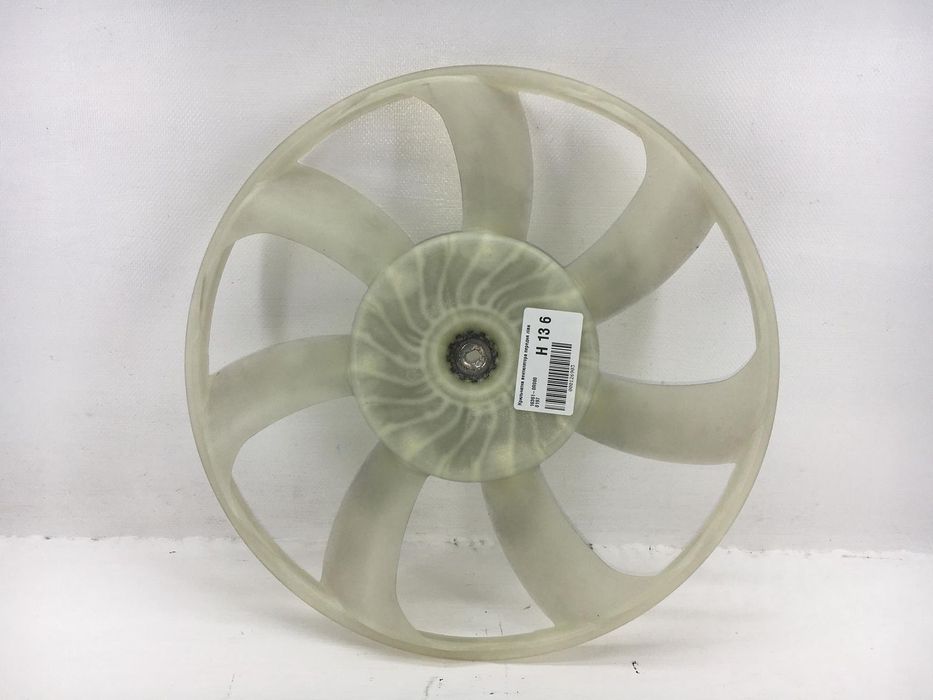 Крильчатка вентилятора передня ліва TOYOTA AVENSIS T27 2009-2011 16361