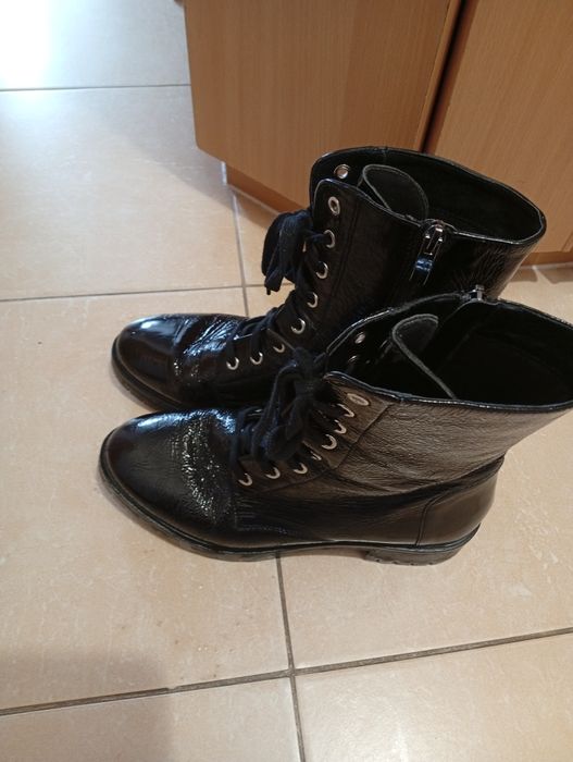 Buty damskie czarne lakierowane