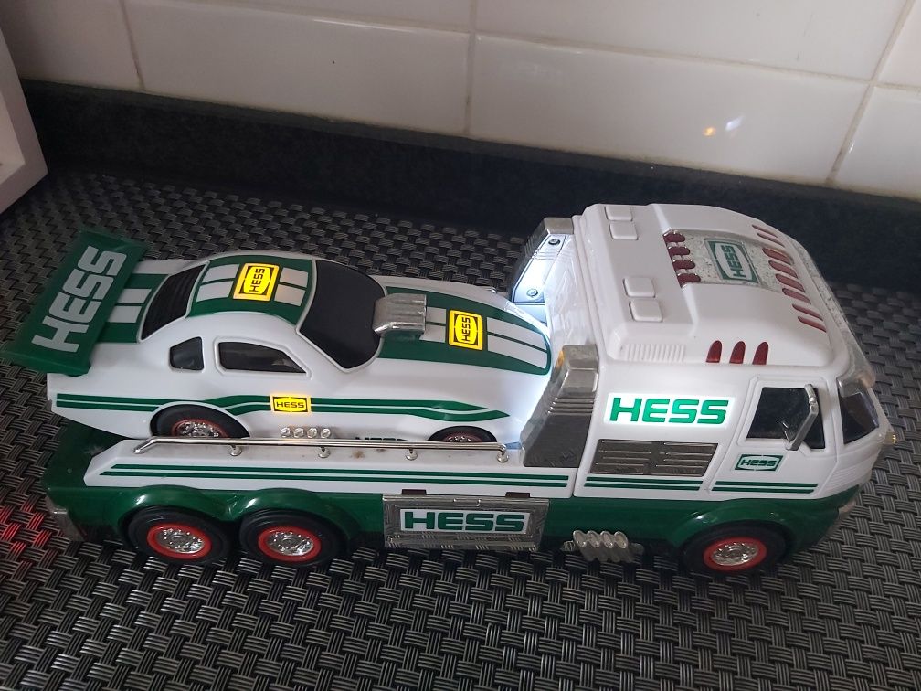 2 Camioes coleção hess americanos