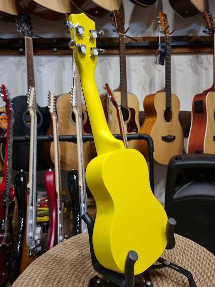 Ever Play Rainbow UC21SM+ Yellow drewniane ukulele sopranowe UC-21-SM