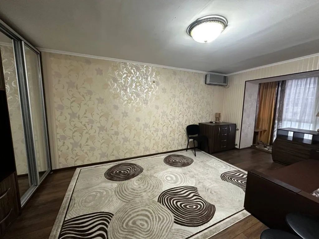 Сдам уютную 1-к квартиру ул.В.Сухомлинского,44 пр-т Слобожанский