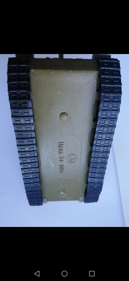 Гусениці гумові на моделі танка Т-34,СУ-100, . в масштабі 1:43