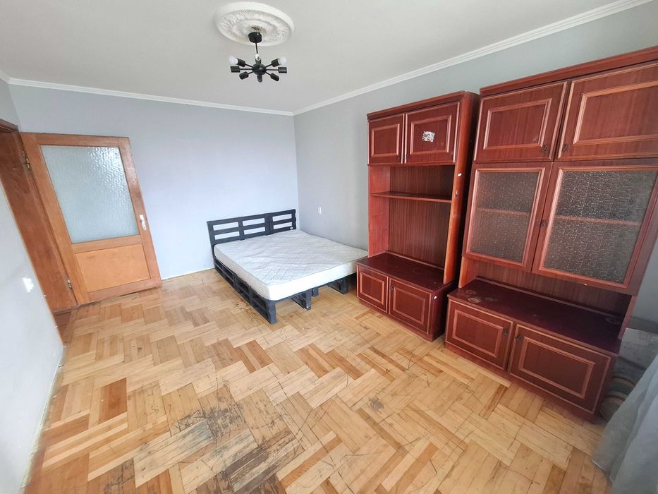 Оренда 3 кім. квартири, вул. Пасічна 104.