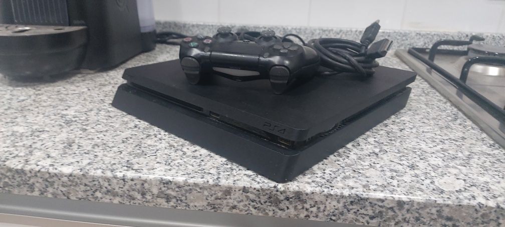 PS4 SLIM 1T Em Bom Estado