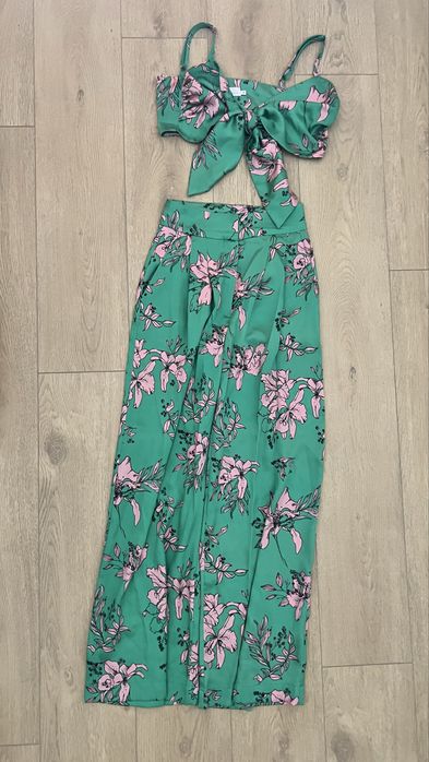 Laurella zielony komplet top szerokie spodnie XS 34