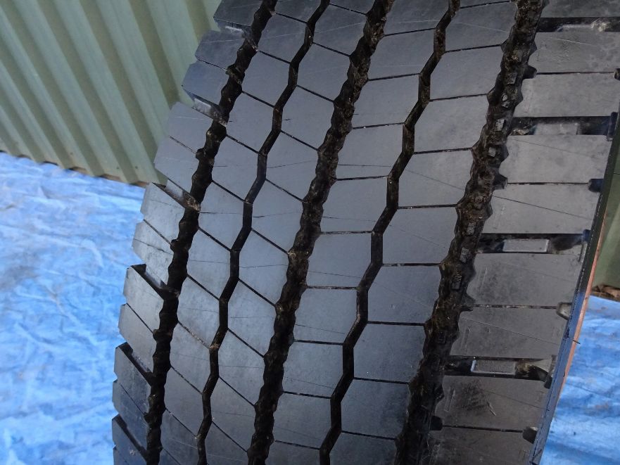 Opona Koło Michelin 275/70 - R 22,5 22.5 Felga