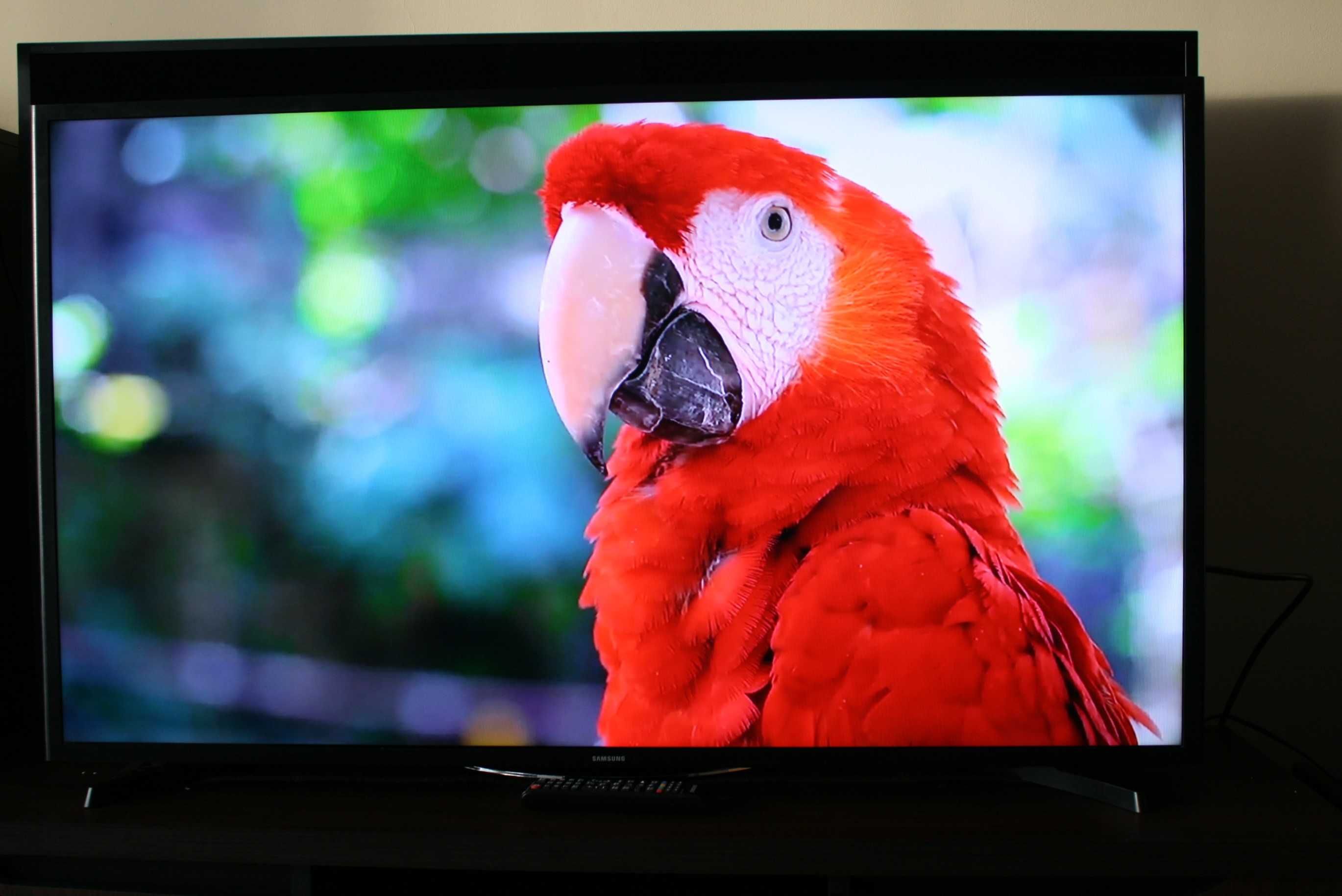 Telewizor Samsung 40 cali 4K UHD  WiFi Smart TV  YouTube Netflix