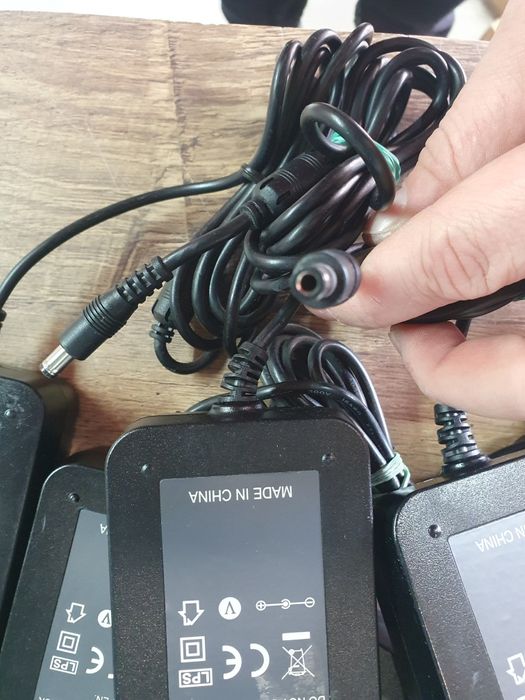 Зарядка зарядное блок питания живлення Samsung 14v/4.29a 60w оригінал