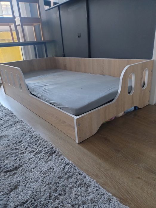 sprzedam łóżeczko 145x74