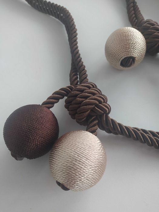 Підвіс , підхват для штор