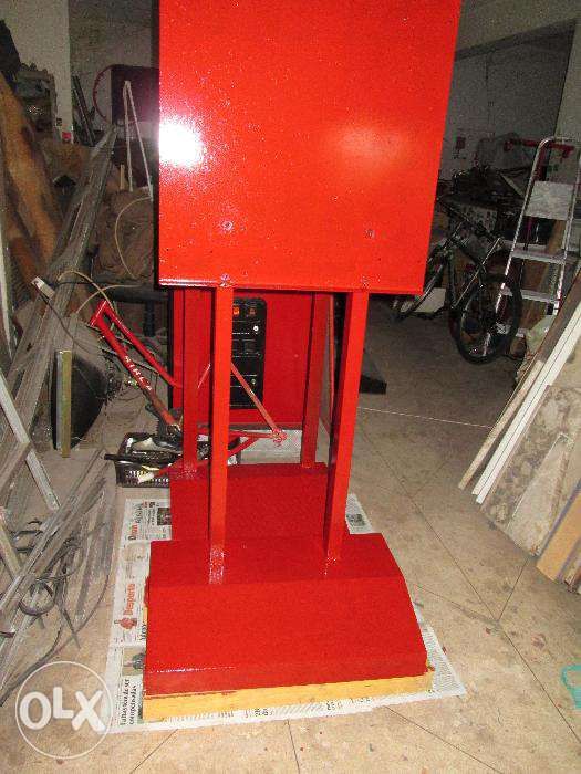 Suportes varias corres em ferro