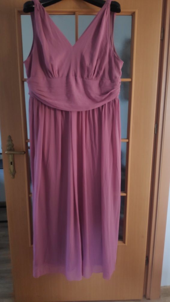 Długa elegancka suknia brudny róż duży rozmiar
