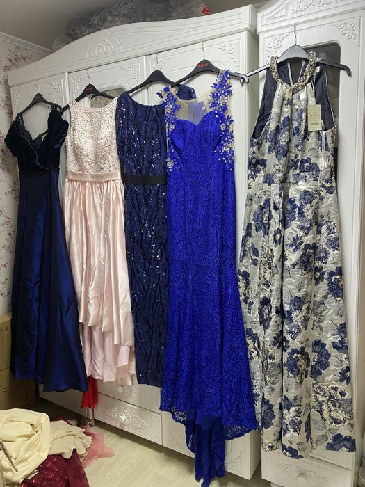 Святкові сукні  s-m