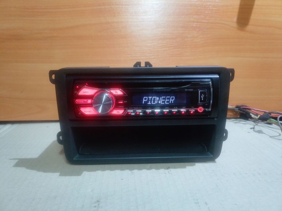 Автомагнітола Pioneer DEH-4500BT Bluetooth, USB, AUX, CD