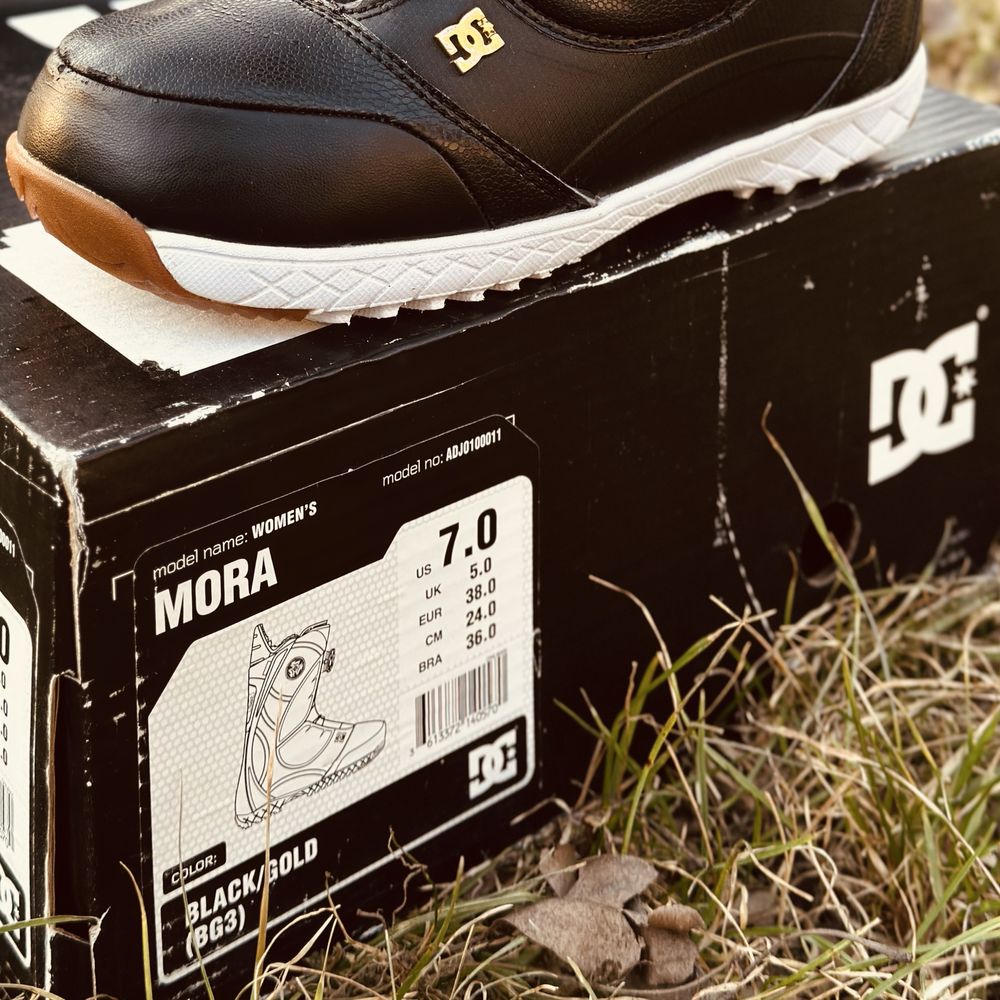 Сноубордичні черевики боти для сноуборду жіночі DC MORA women’s 36 Boa