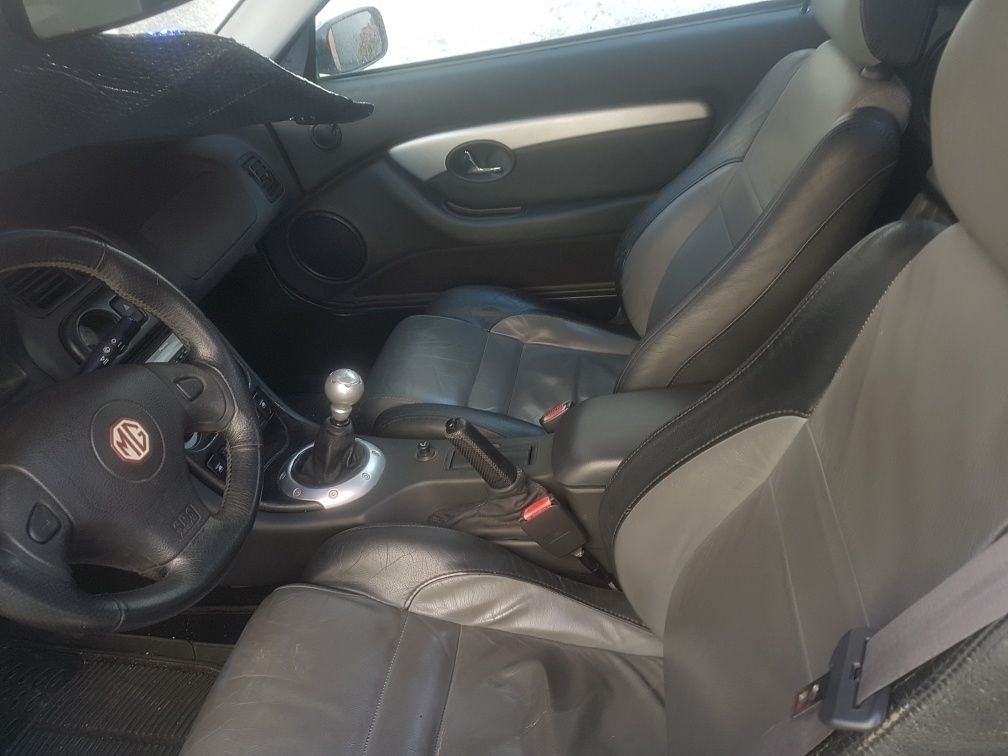 MG MGF 2002 último modelo