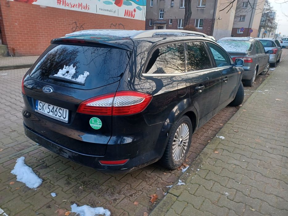 Ford Mondeo  // Rok 2008 Benzyna  // Małe uszkodzenie