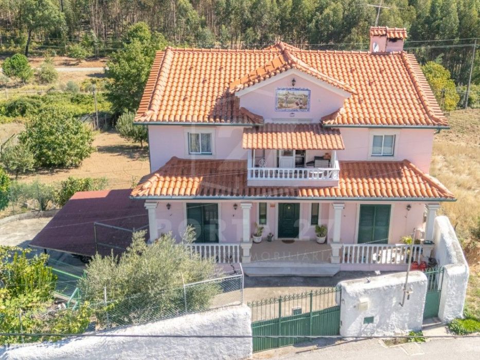 Moradia T6 | Castanheira de Pêra, Leiria